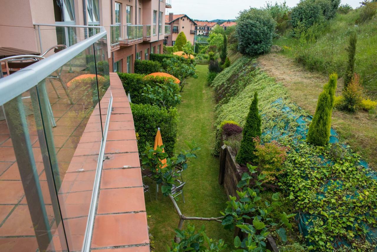 Apartamentos Mar Comillas Extérieur photo