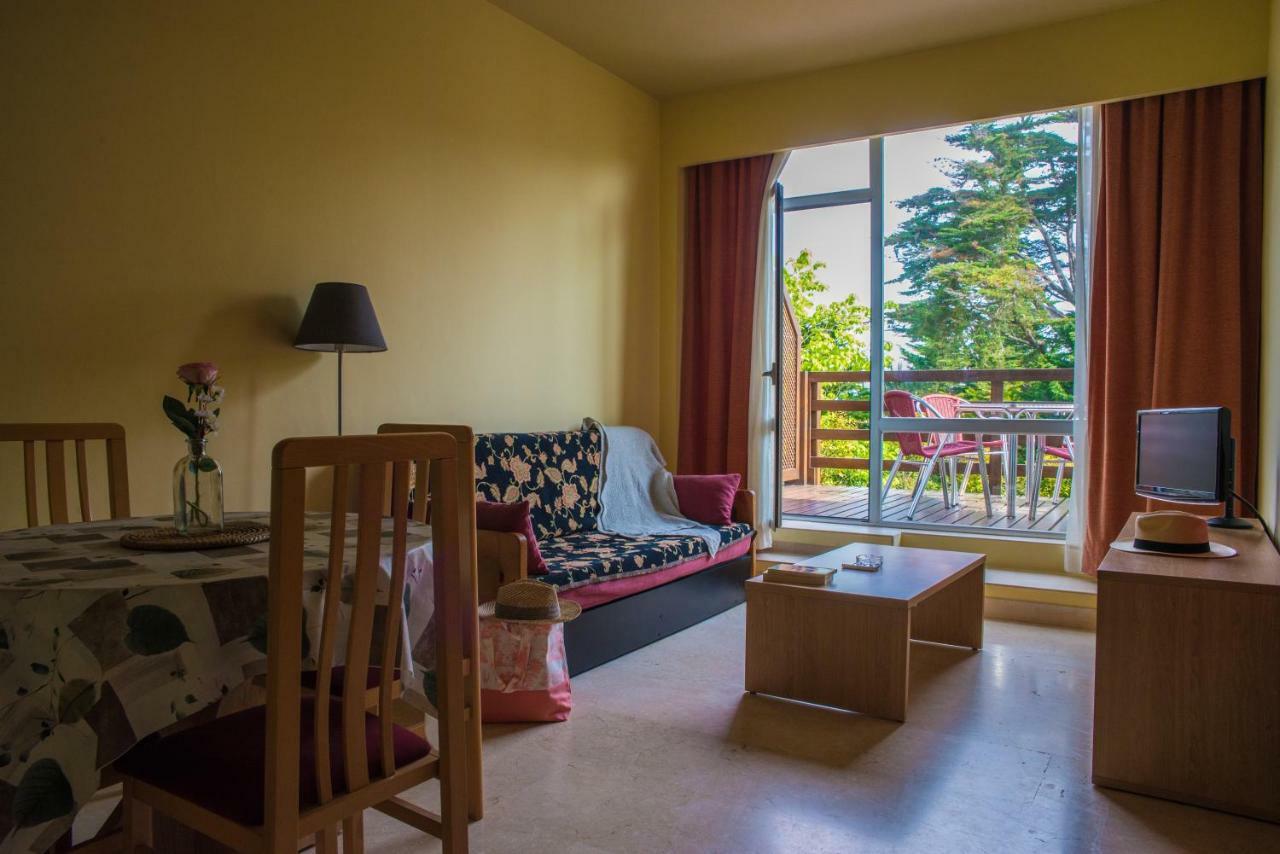 Apartamentos Mar Comillas Extérieur photo